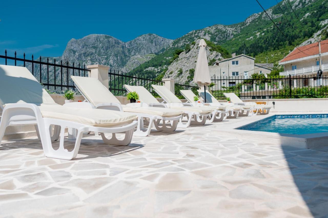 Appartamento Boka Bay Cattaro Esterno foto