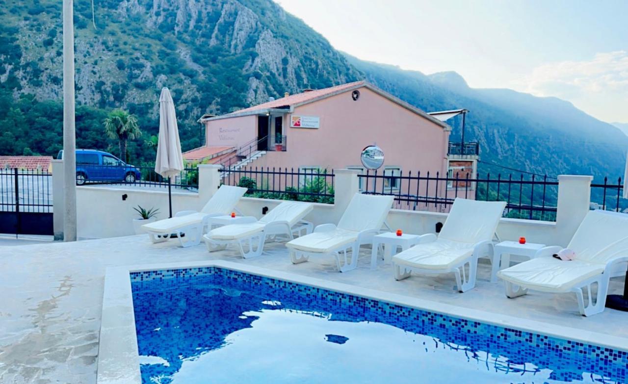 Appartamento Boka Bay Cattaro Esterno foto